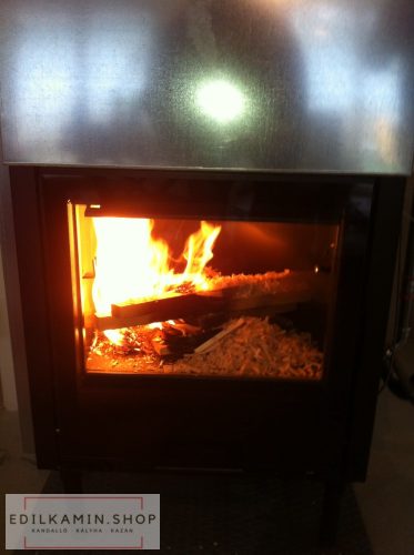 Edilkamin vízteres fatüzelésű kandalló H2Oceano 23/cs